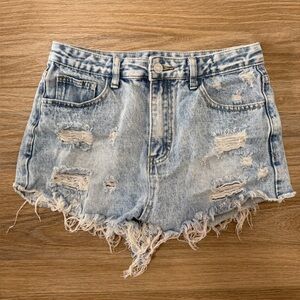 Mini washed Jean shorts